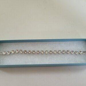 New, No Tags White Ice Crystal Bracelet - Touchstone Crystal - Swarovski Crystal